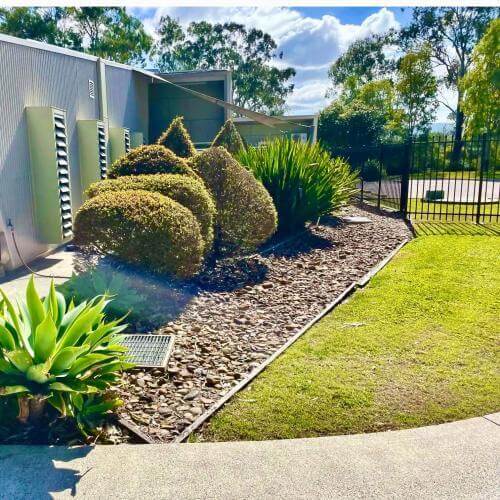 commercial garden maintenance for Kangaroo Point